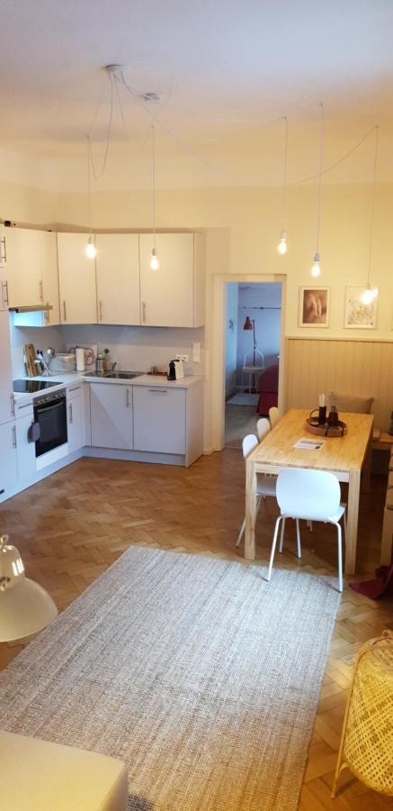 Red Flat By Grazrentals Direct By University & Free Parking Buitenkant foto
